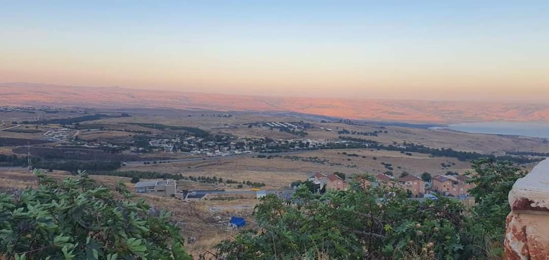צימר בקתה מול הנוף Safed Bagian luar foto